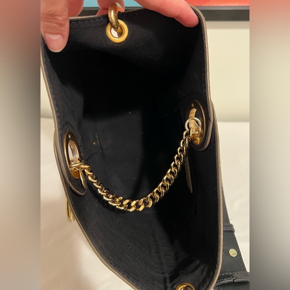 CHLOÉ
See by Chloé Leather tote - Picture 15 of 15